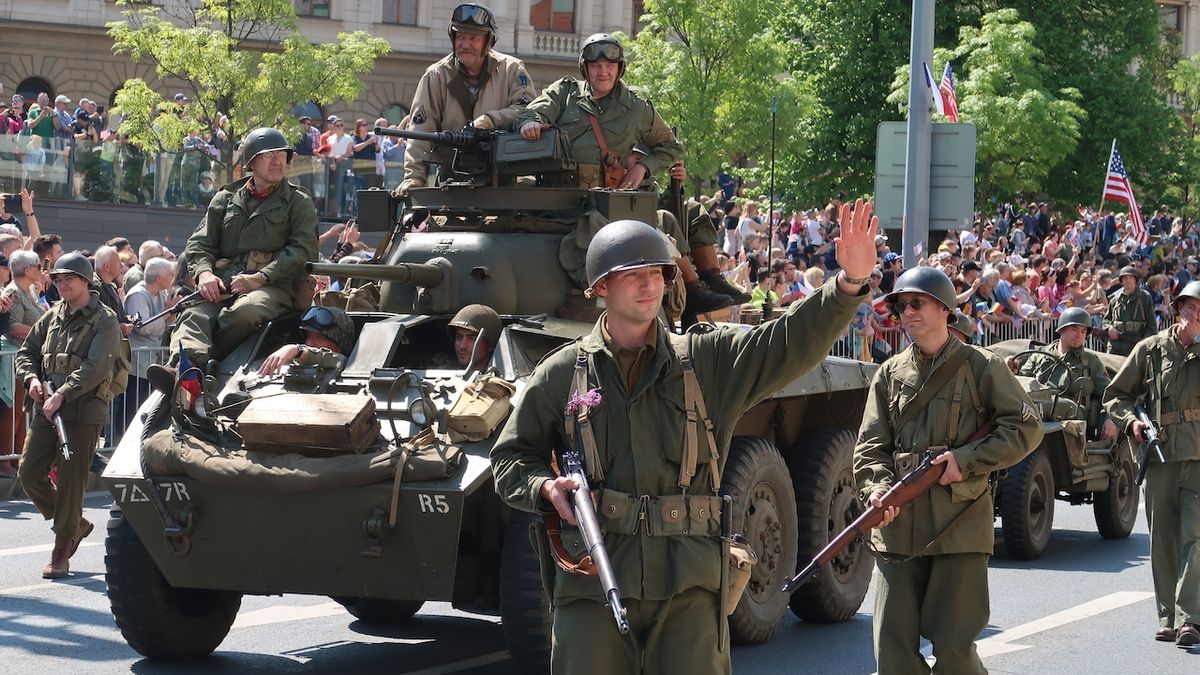 Slavnosti svobody v Plzni vyvrcholily tradičním konvojem